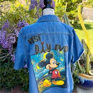 Women's Mickey "Best Day Ever" Short Sleeve Denim Shirt with Pockets 2Xl